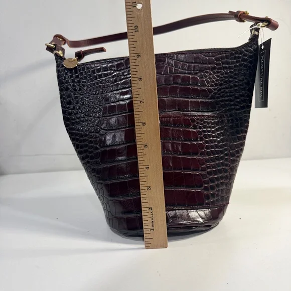 Clare V. Petite Jeanne in Bordeaux Autumn Croco Bucket Bag Embossed Leather - Picture 11 of 13